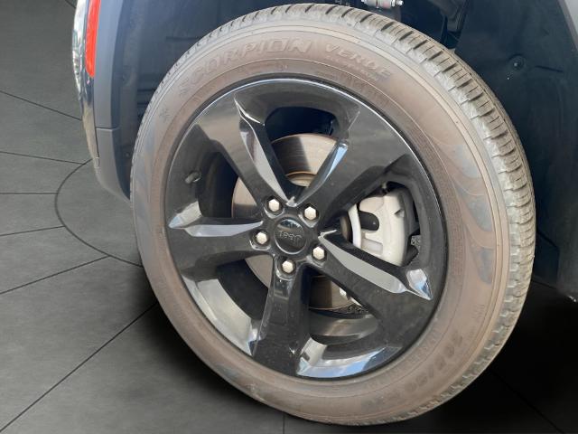 2024 Jeep Grand Cherokee L Vehicle Photo in APPLETON, WI 54914-8833