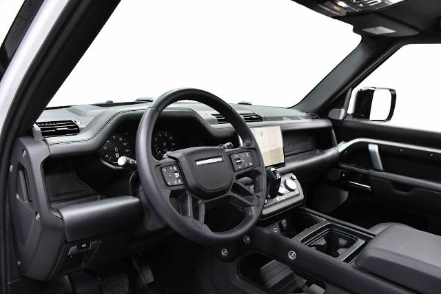2024 Defender Vehicle Photo in DALLAS, TX 75235