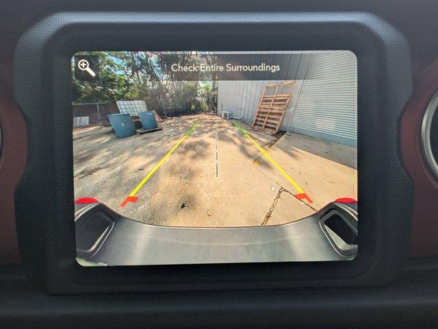 2023 Jeep Gladiator Vehicle Photo in BRUNSWICK, GA 31525-1881