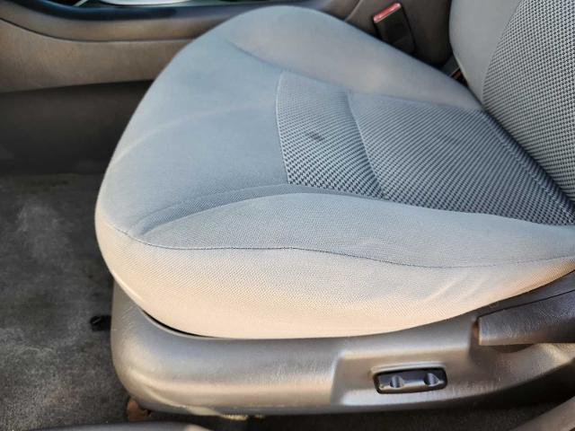 2005 Ford Escape Vehicle Photo in DENTON, TX 76210-9321