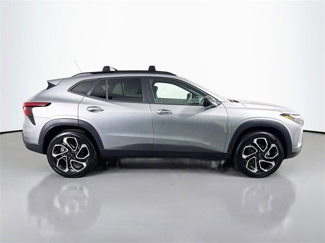 2025 Chevrolet Trax Vehicle Photo in PUYALLUP, WA 98371-4149