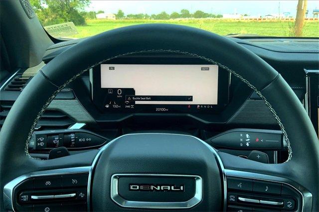 2024 GMC Acadia Vehicle Photo in TOPEKA, KS 66609-0000