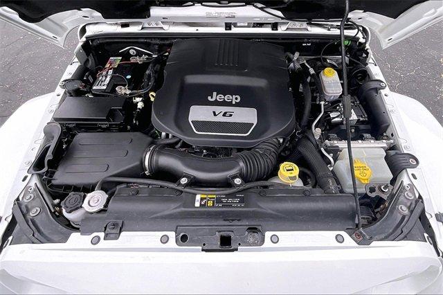 2018 Jeep Wrangler JK Unlimited Vehicle Photo in INDEPENDENCE, MO 64055-1314