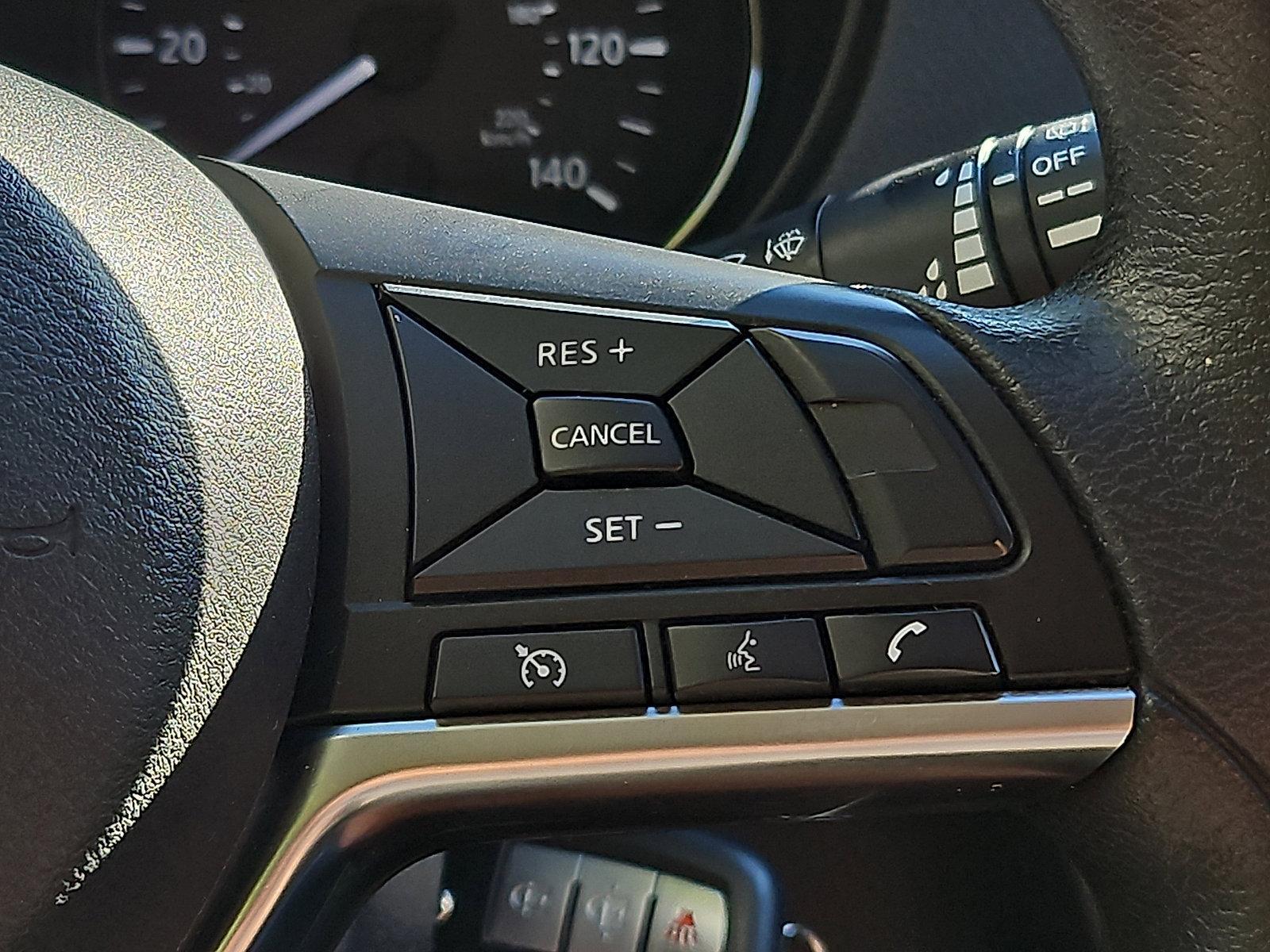 2022 Nissan Rogue Sport Vehicle Photo in Jenkintown, PA 19046