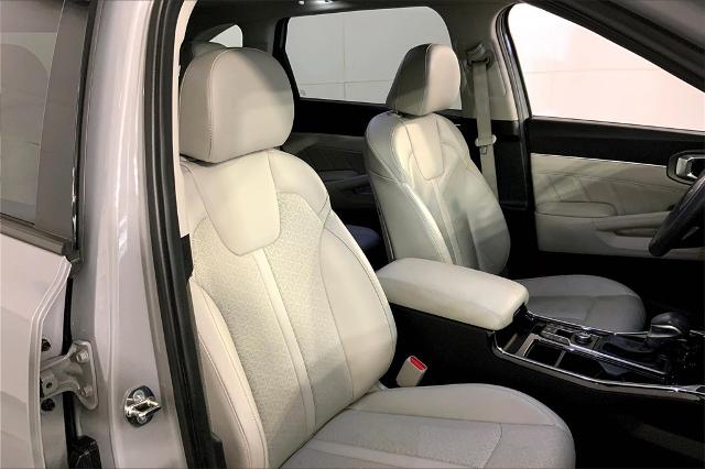 2023 Kia Sorento Vehicle Photo in Lees Summit, MO 64086