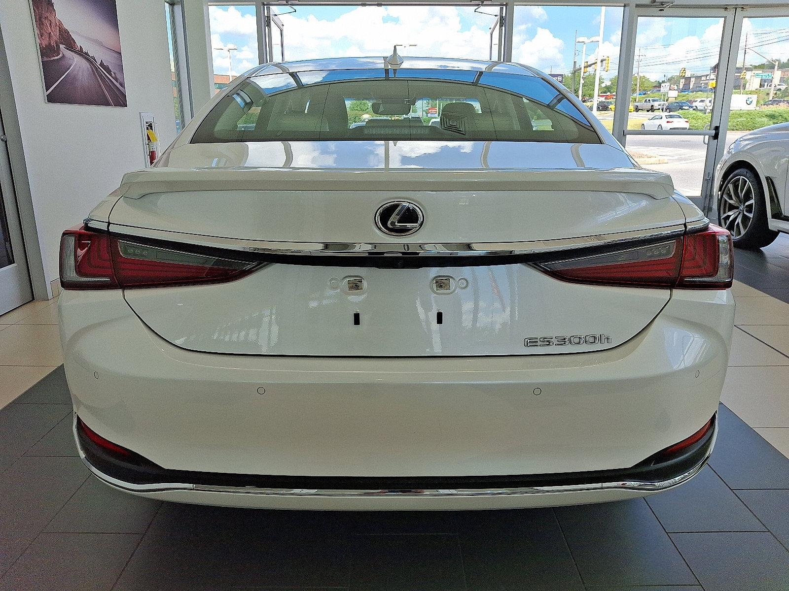 2025 Lexus ES 300h Vehicle Photo in Lancaster, PA 17601