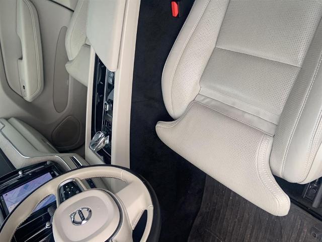 2023 Volvo XC60 Vehicle Photo in Houston, TX 77007