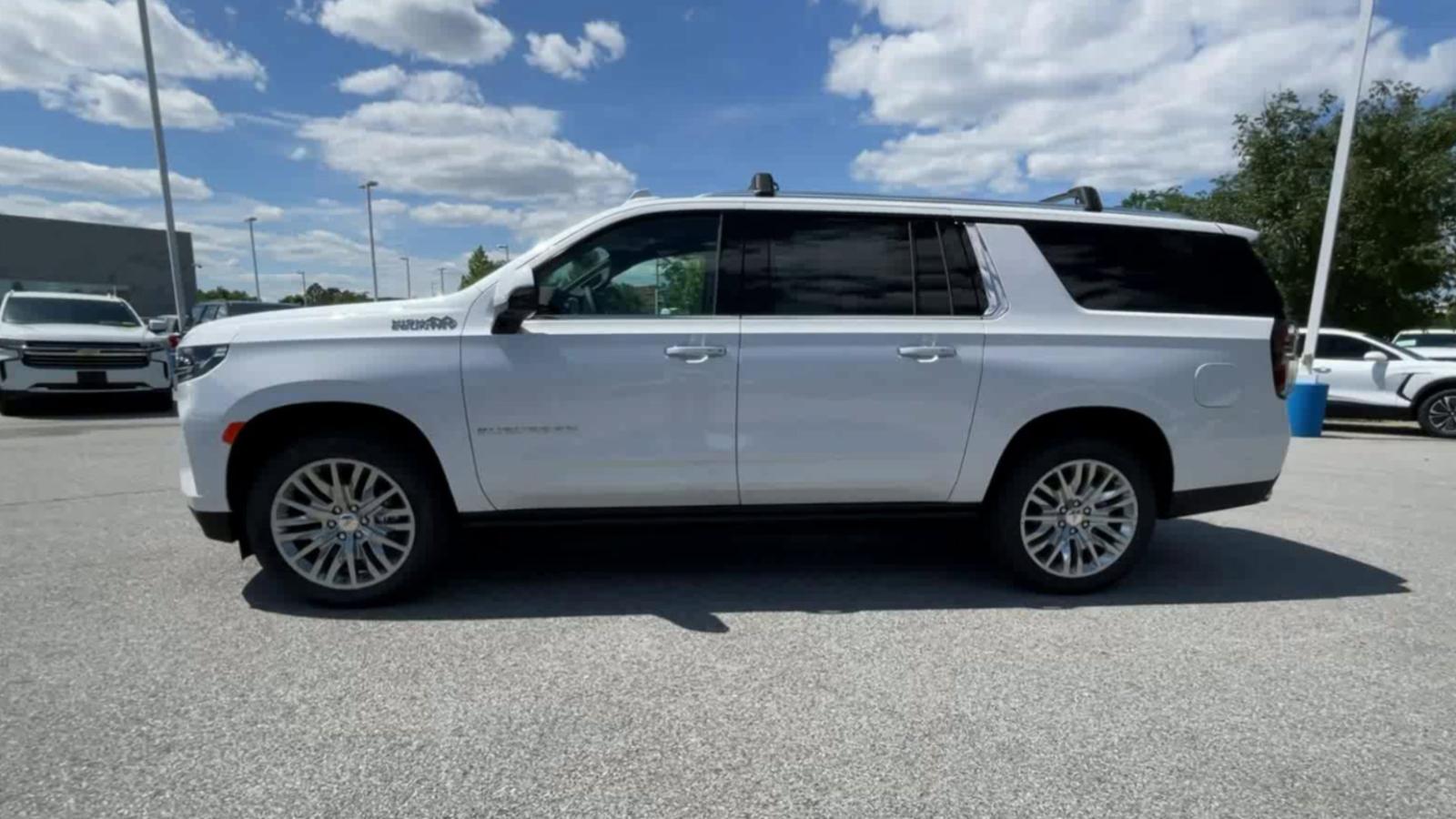 2024 Chevrolet Suburban Vehicle Photo in BENTONVILLE, AR 72712-4322