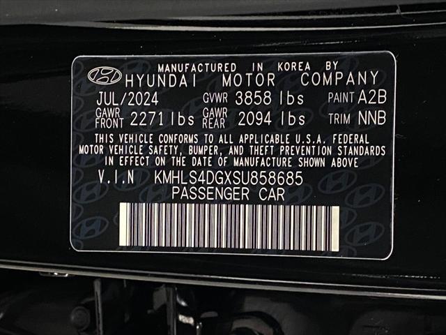 2025 Hyundai ELANTRA Vehicle Photo in Appleton, WI 54913