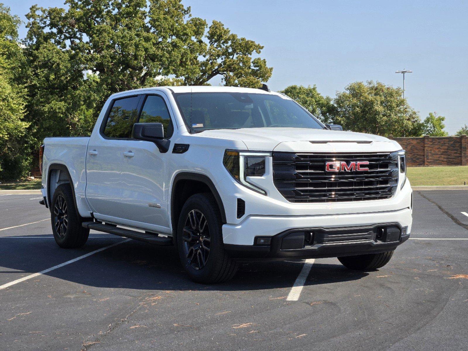 2024 GMC Sierra 1500 Vehicle Photo in DALLAS, TX 75209-3016