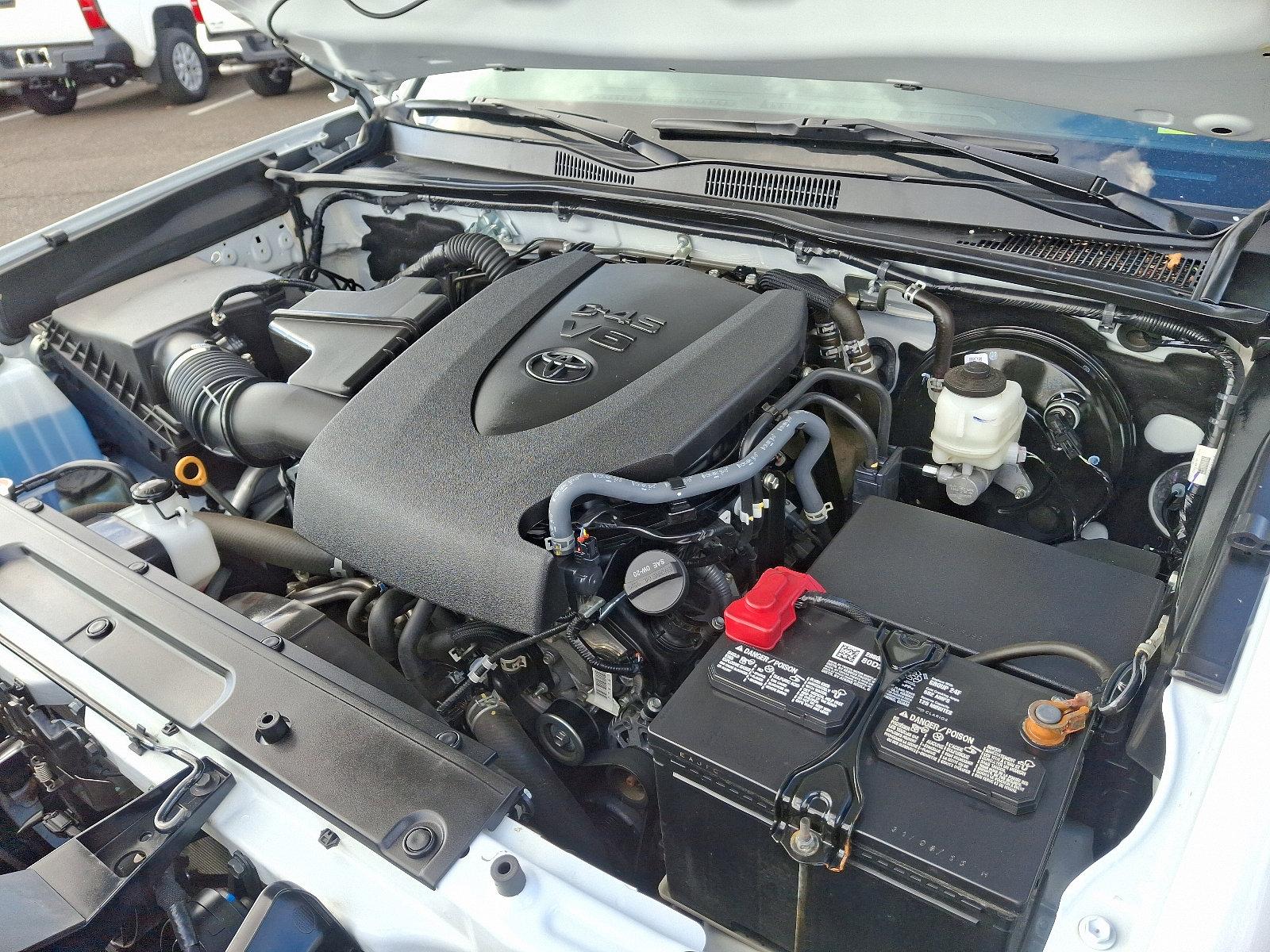 2022 Toyota Tacoma 4WD Vehicle Photo in Trevose, PA 19053