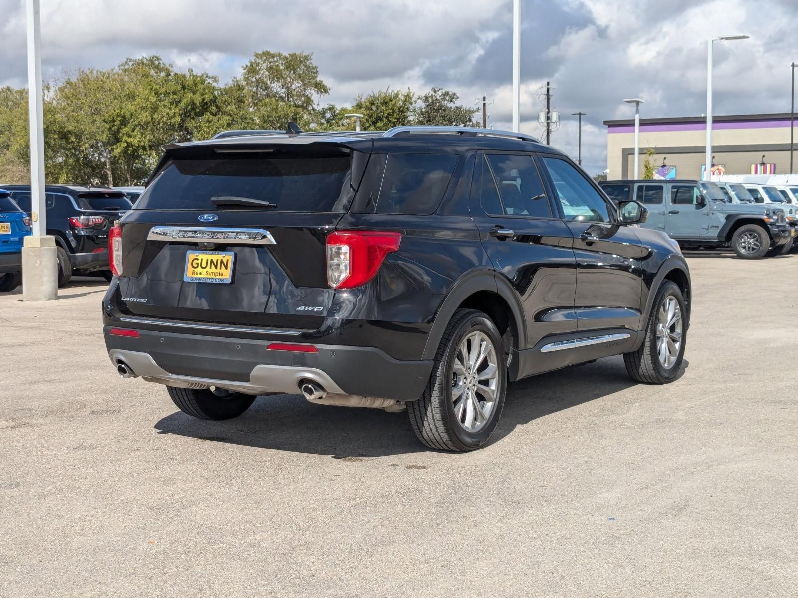 2024 Ford Explorer Vehicle Photo in Seguin, TX 78155