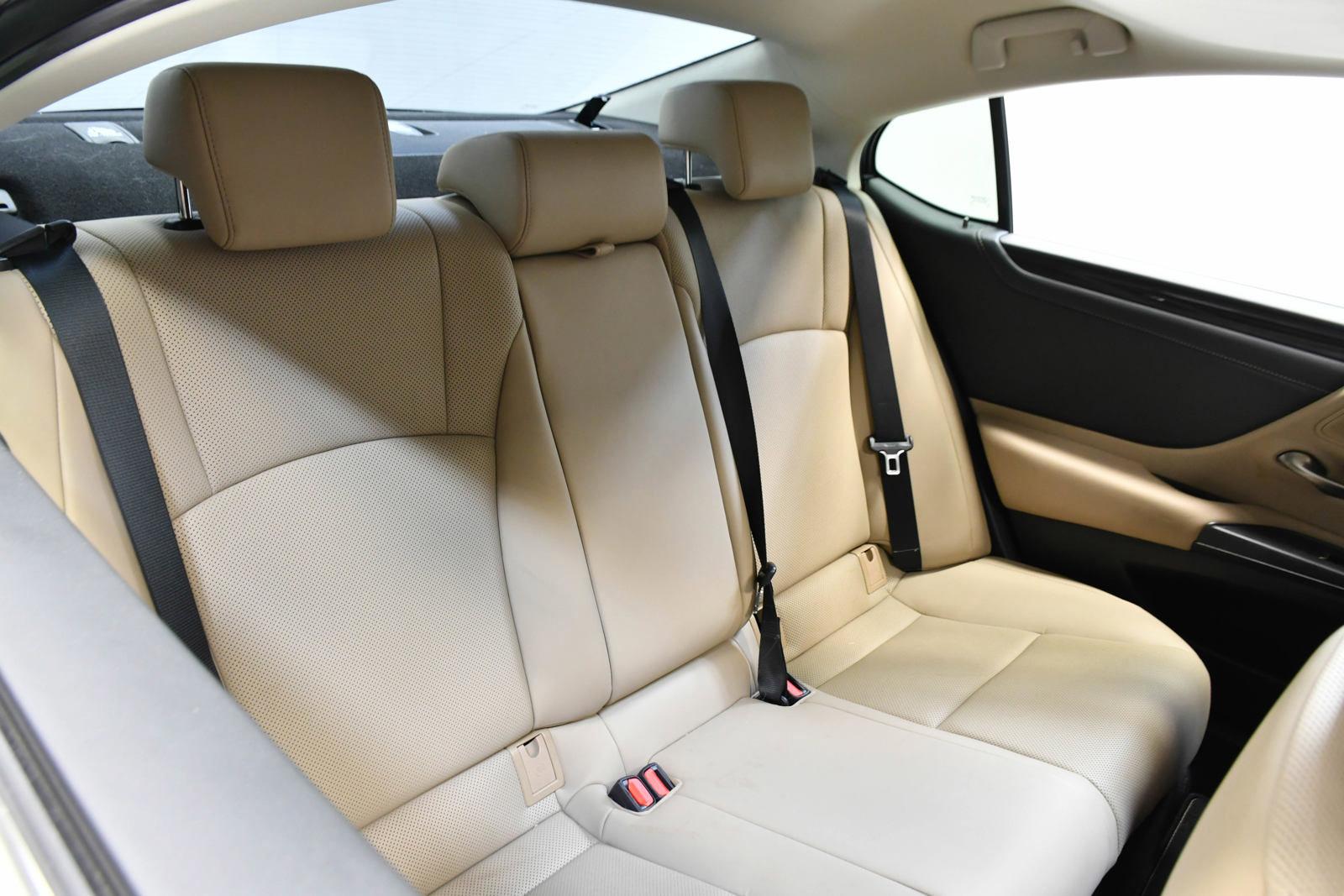 2021 Lexus ES 350 Vehicle Photo in DALLAS, TX 75235