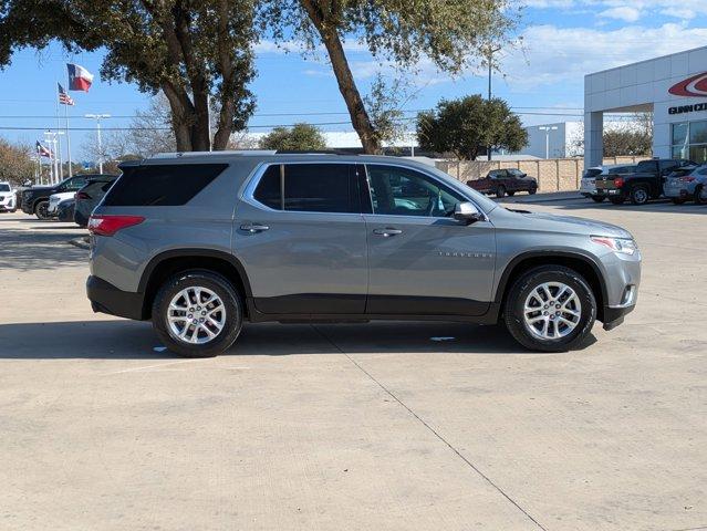 Used 2018 Chevrolet Traverse 1LT with VIN 1GNERGKW8JJ138684 for sale in Selma, TX