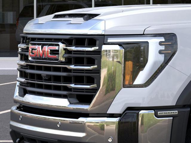 2025 GMC Sierra 2500 HD Vehicle Photo in MEDINA, OH 44256-9631