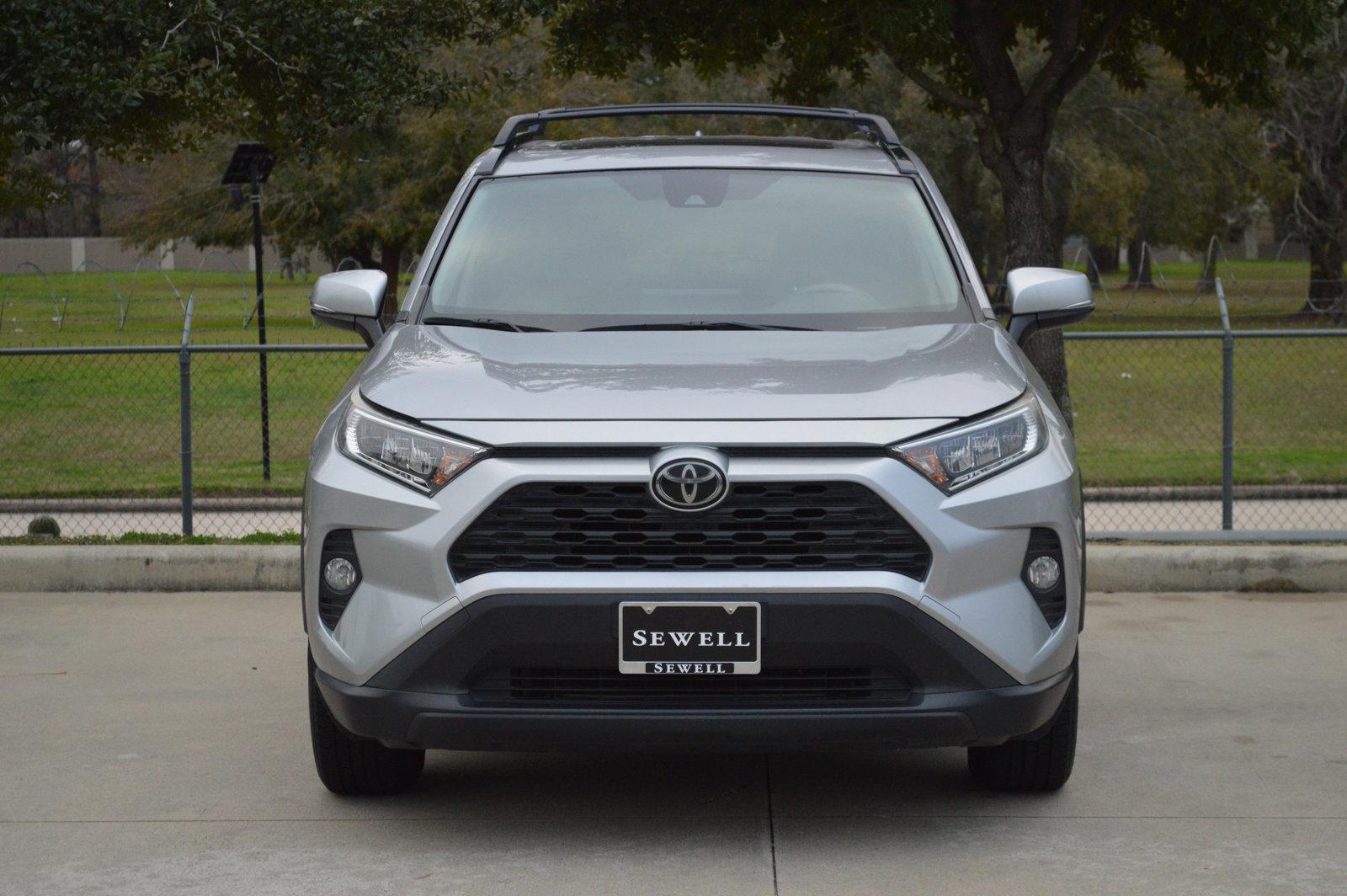 2020 Toyota RAV4 Vehicle Photo in Houston, TX 77090