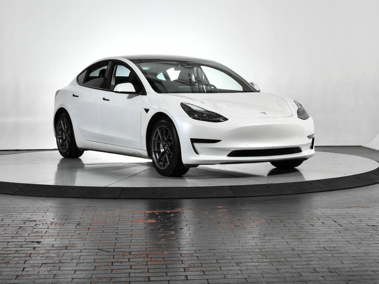 2021 Tesla Model 3 Vehicle Photo in DALLAS, TX 75235