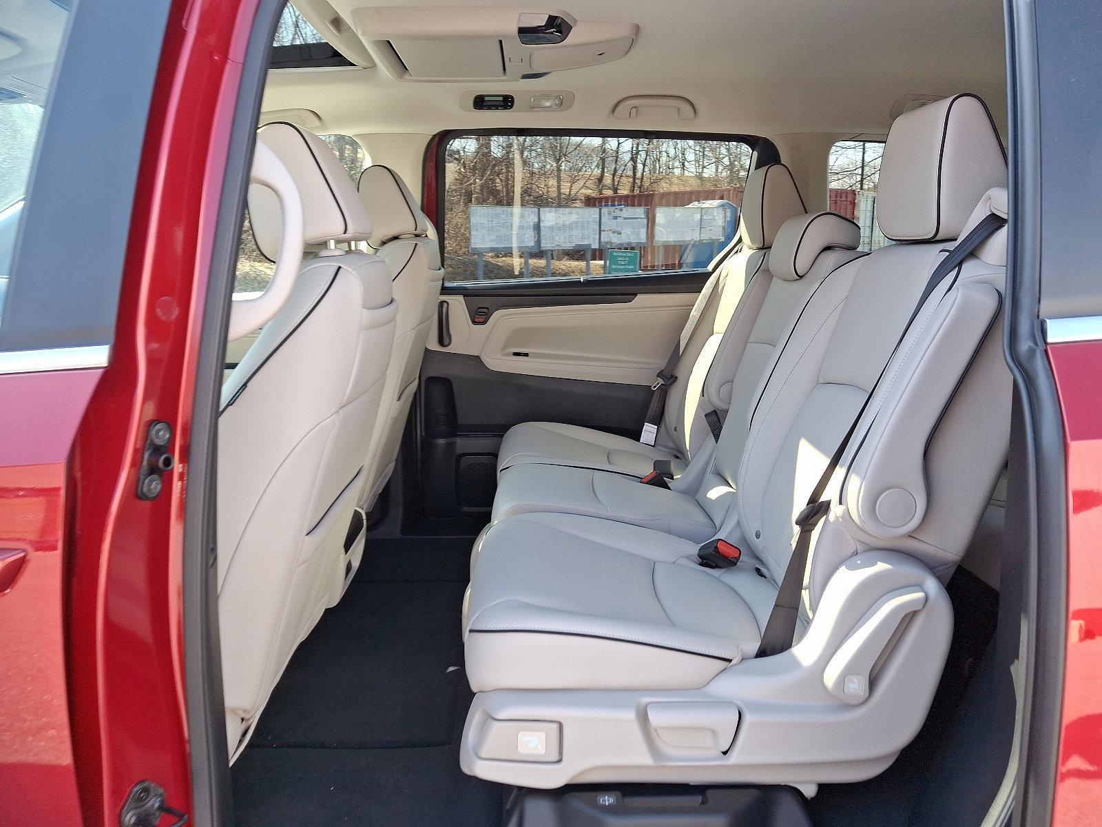 2025 Honda Odyssey Vehicle Photo in Harrisburg, PA 17111