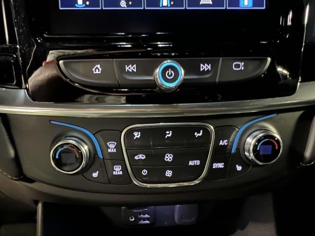 2022 Chevrolet Traverse Vehicle Photo in Roslyn, NY 11576
