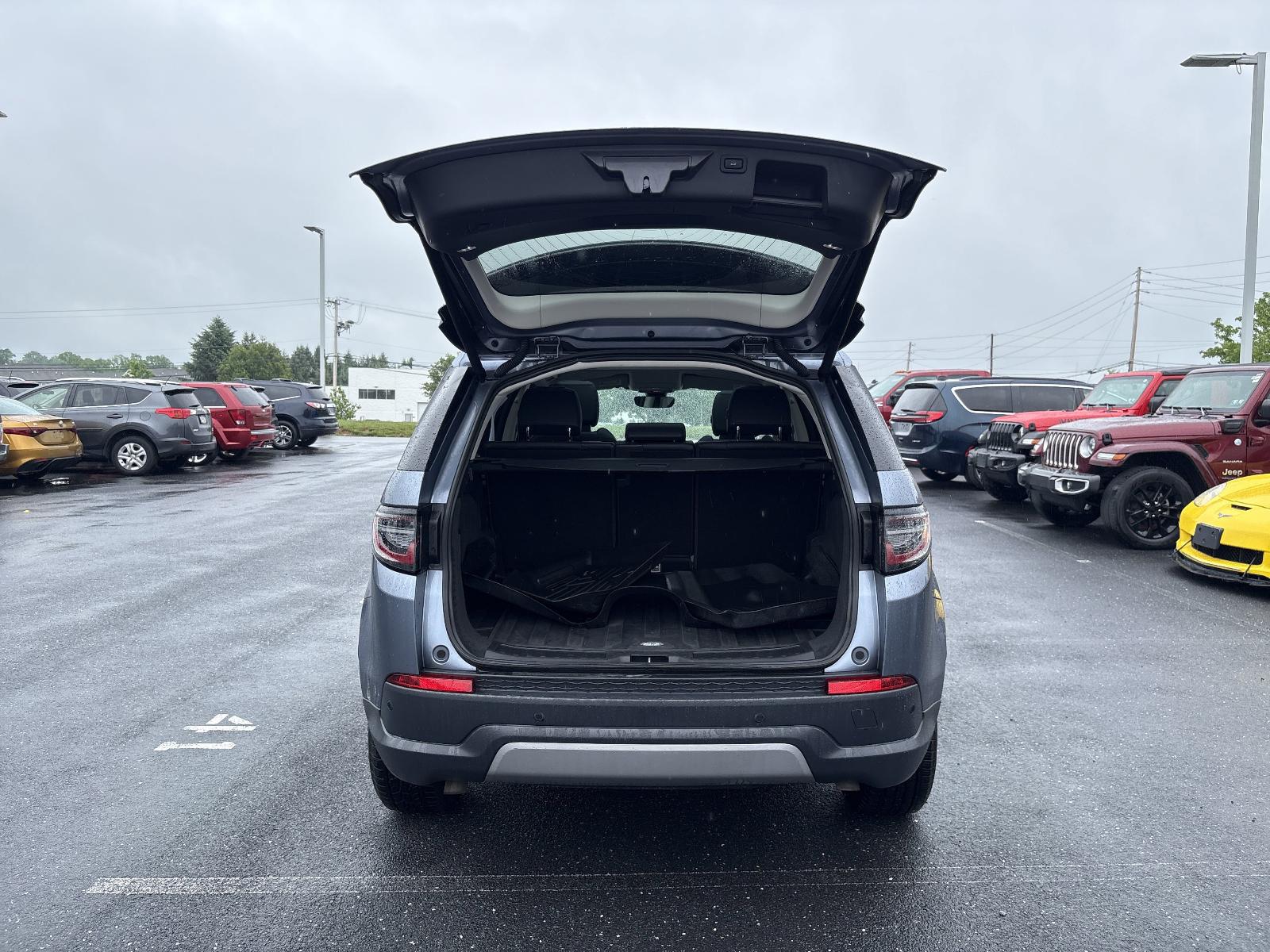 2020 Land Rover Discovery Sport Vehicle Photo in Mechanicsburg, PA 17050