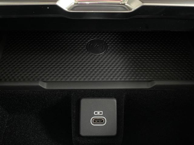2025 Range Rover Vehicle Photo in Appleton, WI 54913