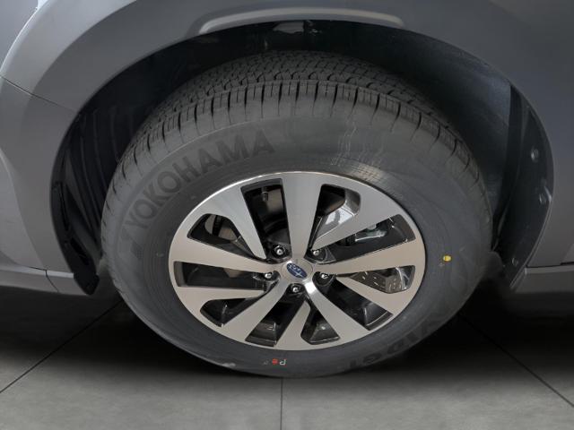 2025 Subaru Outback Vehicle Photo in Green Bay, WI 54304