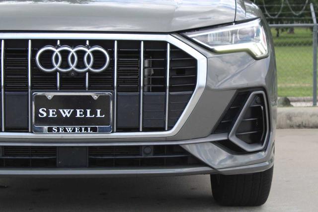 2022 Audi Q3 Vehicle Photo in HOUSTON, TX 77090