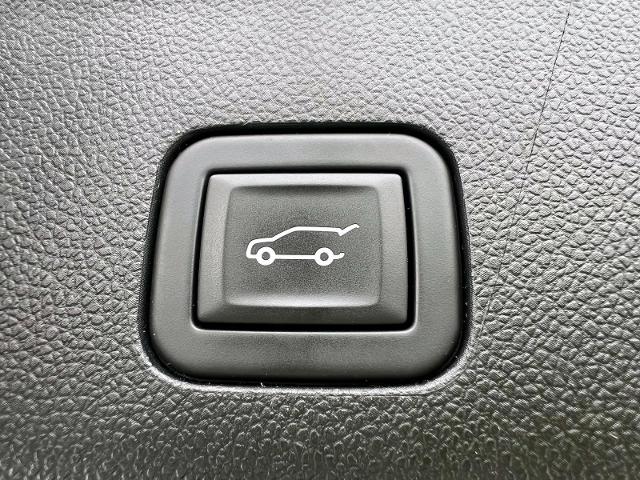 2023 Chevrolet Suburban Vehicle Photo in Roslyn, NY 11576
