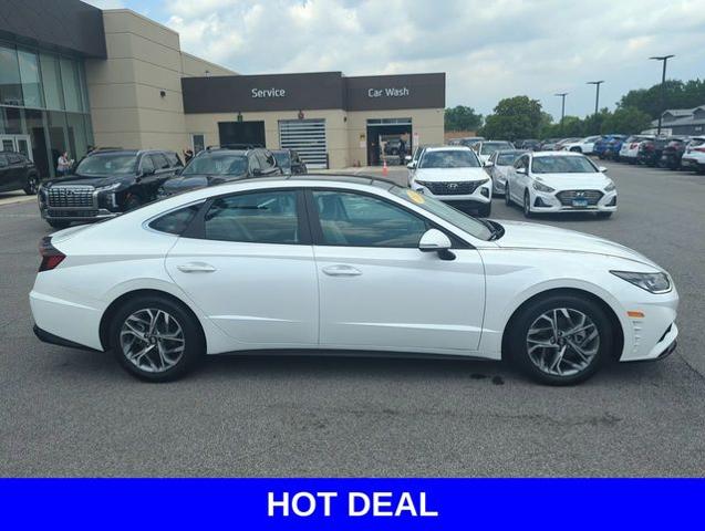 2022 Hyundai SONATA Vehicle Photo in Merrillville, IN 46410