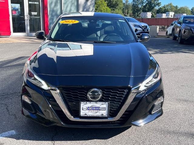 Used 2022 Nissan Altima SR with VIN 1N4BL4CW0NN402592 for sale in Yonkers, NY