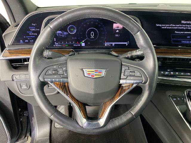 2022 Cadillac Escalade Vehicle Photo in ALLIANCE, OH 44601-4622