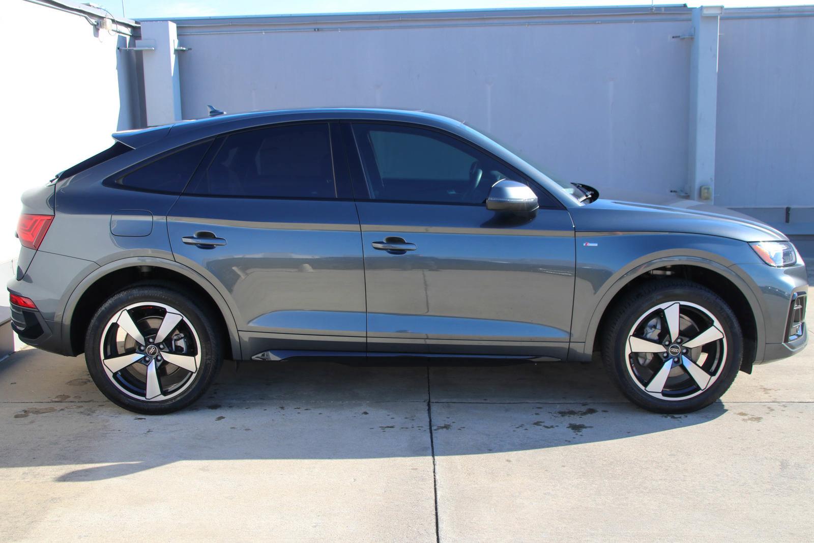 2023 Audi Q5 Sportback Vehicle Photo in SUGAR LAND, TX 77478