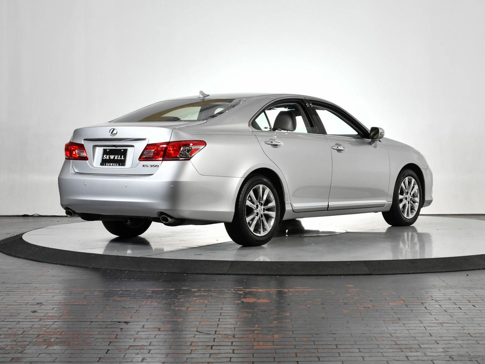 2012 Lexus ES 350 Vehicle Photo in DALLAS, TX 75235