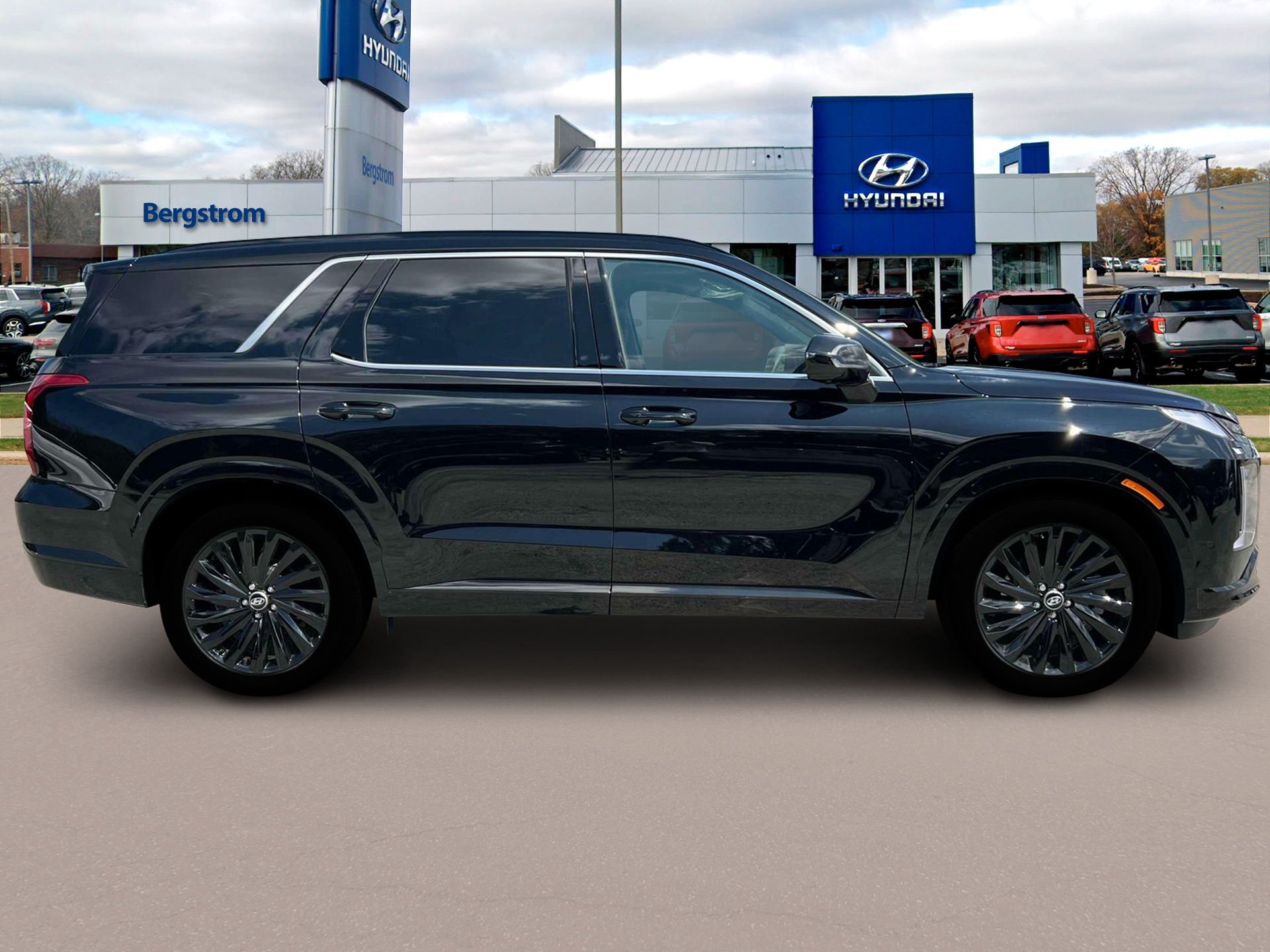 2025 Hyundai PALISADE Vehicle Photo in Green Bay, WI 54304