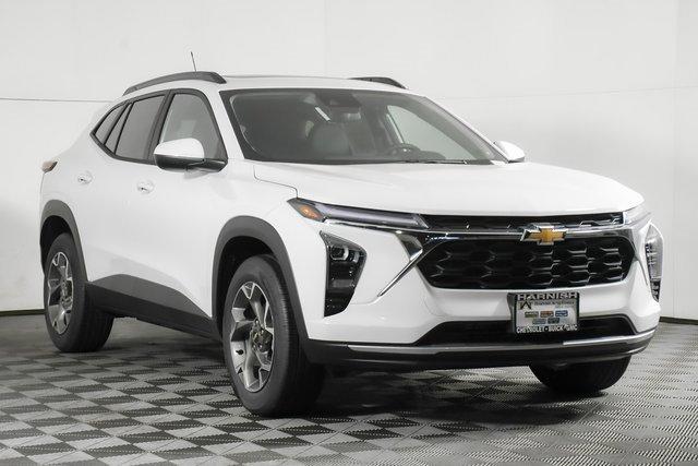 2025 Chevrolet Trax Vehicle Photo in PUYALLUP, WA 98371-4149