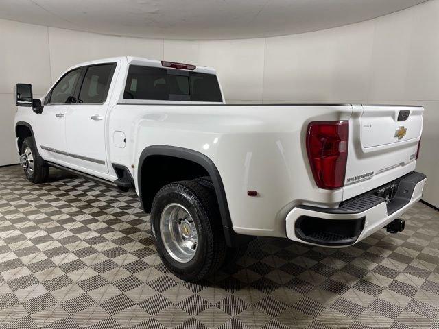 2025 Chevrolet Silverado 3500 HD Vehicle Photo in PHOENIX, AZ 85014-3381