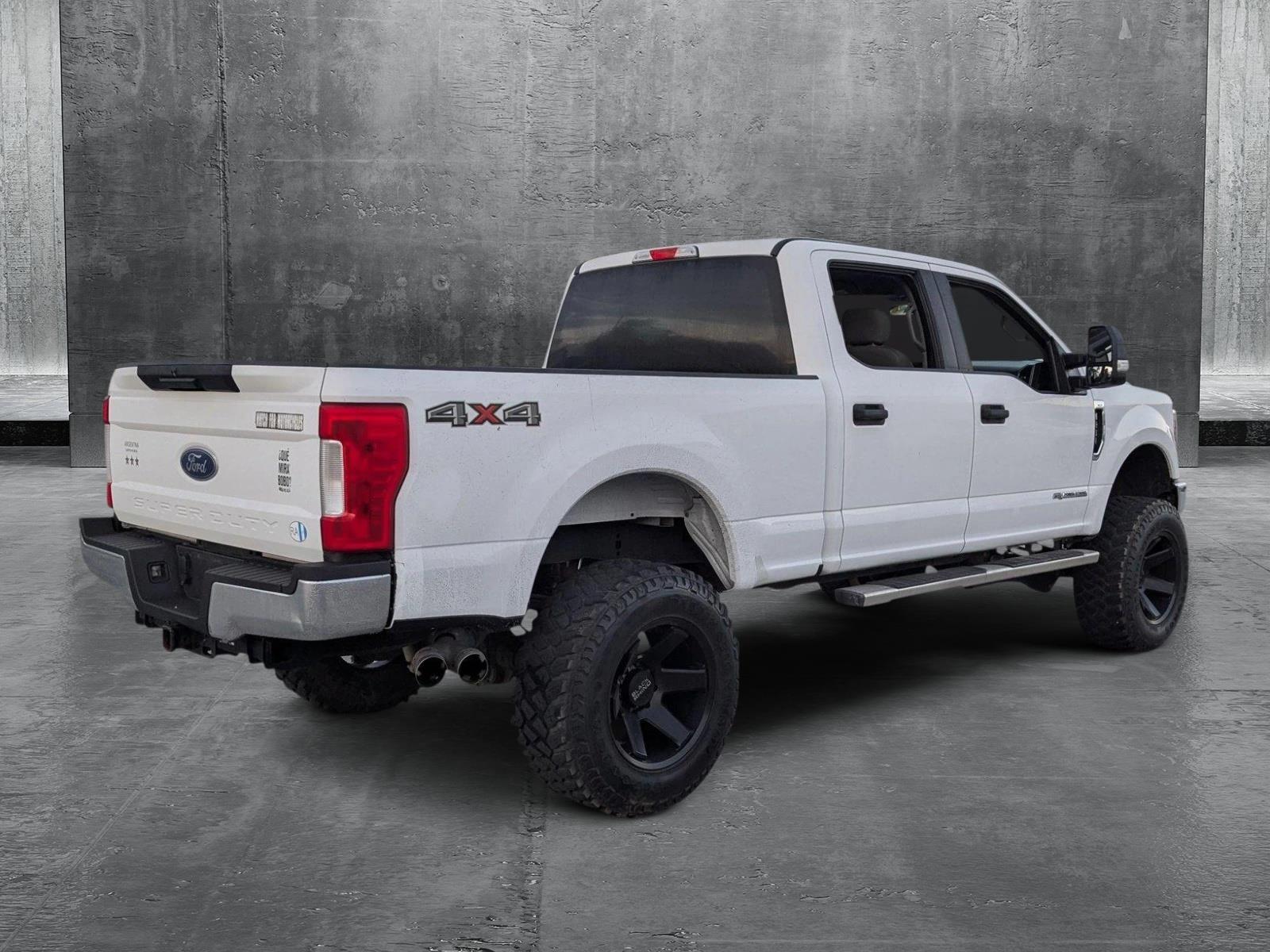 2018 Ford Super Duty F-250 SRW Vehicle Photo in PEMBROKE PINES, FL 33024-6534