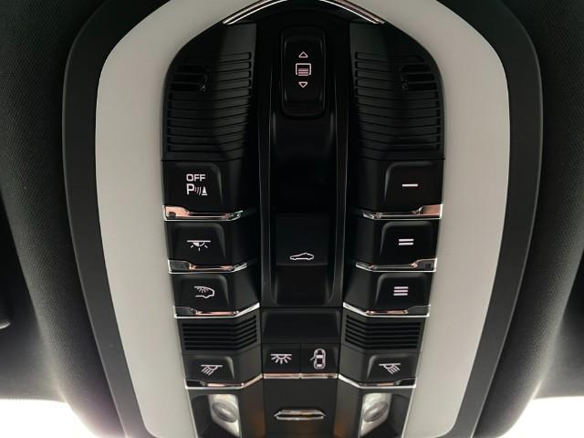 2021 Porsche Macan Vehicle Photo in Appleton, WI 54913