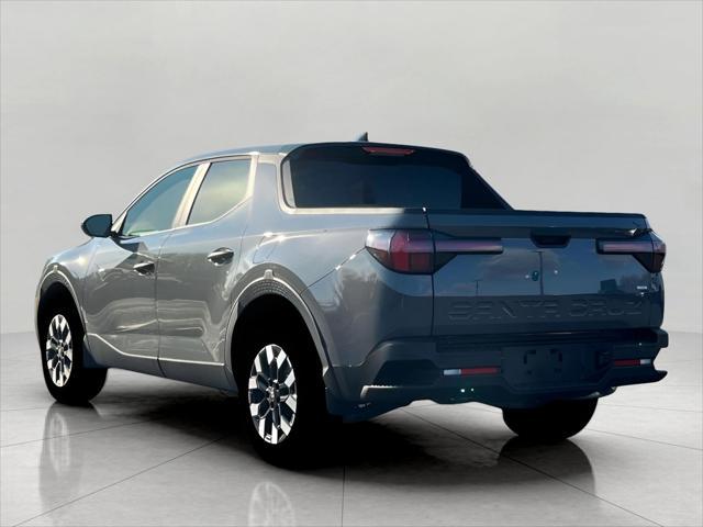 2025 Hyundai SANTA CRUZ Vehicle Photo in Green Bay, WI 54304