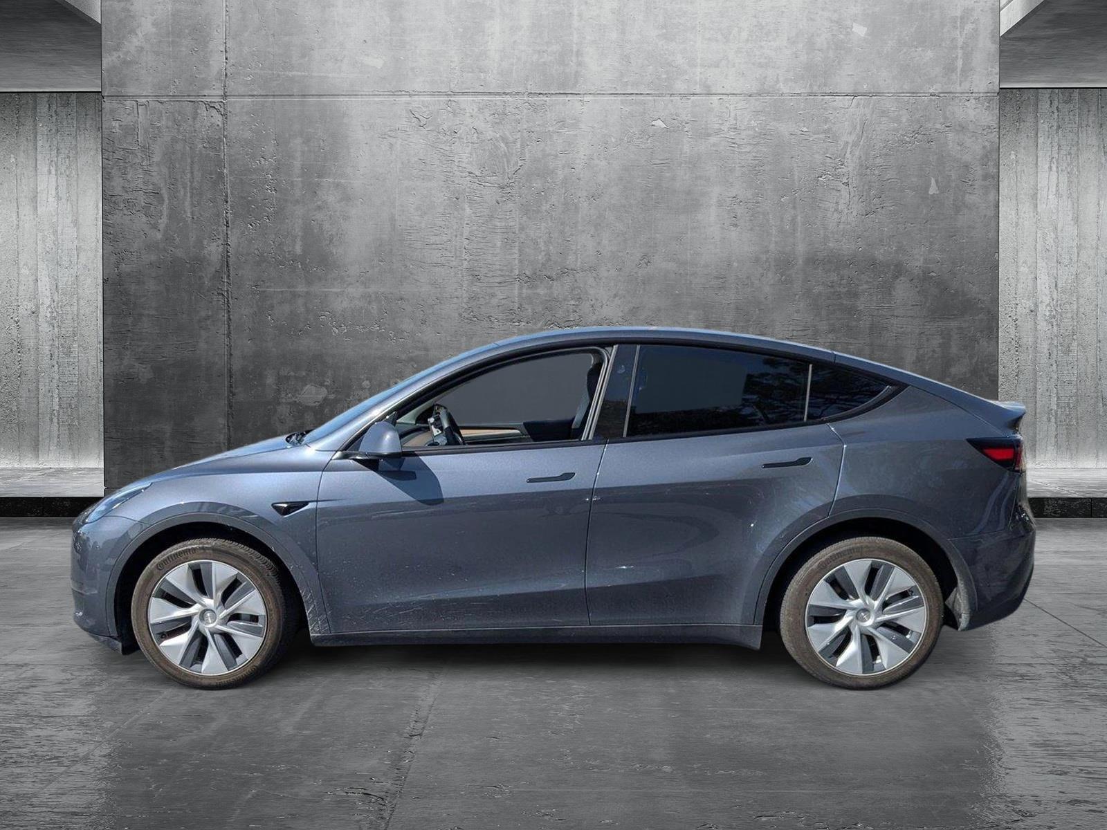 2023 Tesla Model Y Vehicle Photo in Panama City, FL 32401