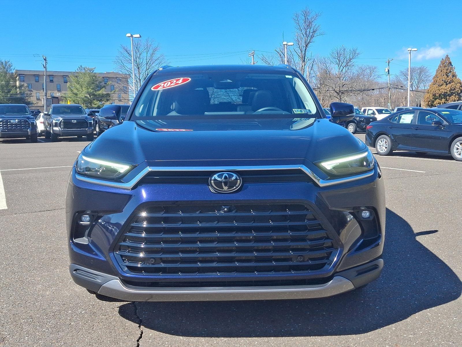 2024 Toyota Grand Highlander Vehicle Photo in Trevose, PA 19053