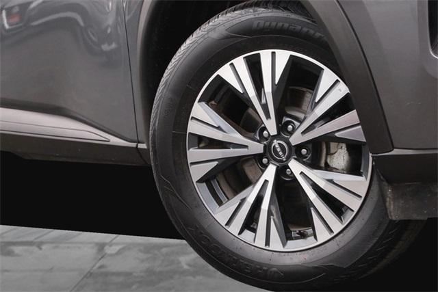 2023 Nissan Rogue Vehicle Photo in Hazelwood, MO 63042