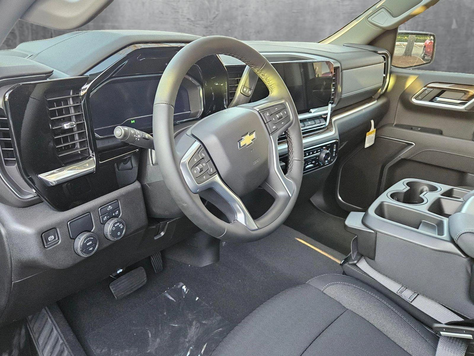 2025 Chevrolet Silverado 1500 Vehicle Photo in GREENACRES, FL 33463-3207