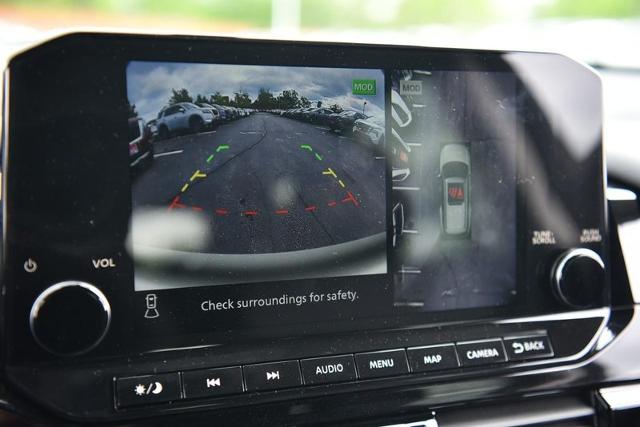 2025 Nissan Pathfinder Vehicle Photo in Ballwin, MO 63011