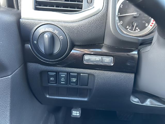 2017 Nissan Titan Vehicle Photo in MANITOWOC, WI 54220-5838