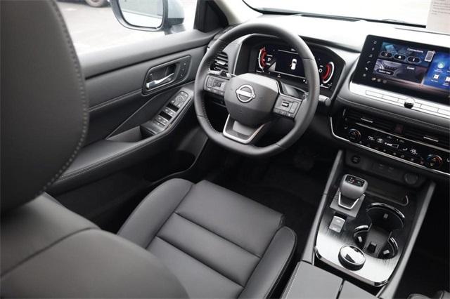 2025 Nissan Rogue Vehicle Photo in Hazelwood, MO 63042