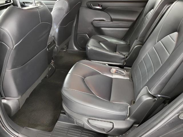 2023 Toyota Highlander Vehicle Photo in Oshkosh, WI 54904