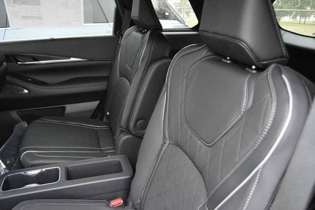 2025 INFINITI QX60 Vehicle Photo in Houston, TX 77090