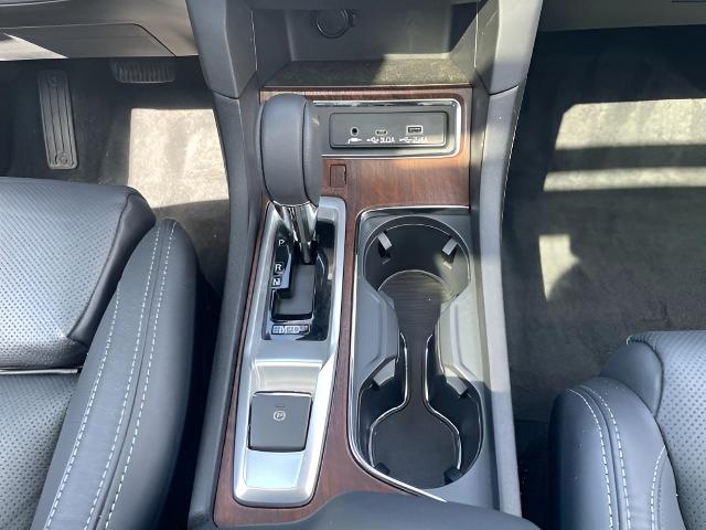 2024 Subaru Ascent Vehicle Photo in Oshkosh, WI 54904