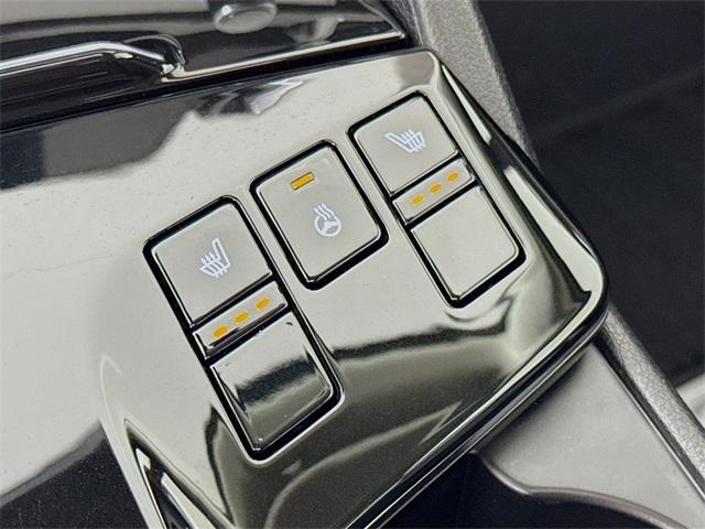 2023 Kia Sportage Hybrid Vehicle Photo in Everett, WA 98204